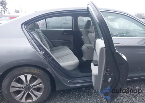 2013 Honda Accord Lx z USA, uszkodzony, nr VIN 1HGCR2F33DA103446